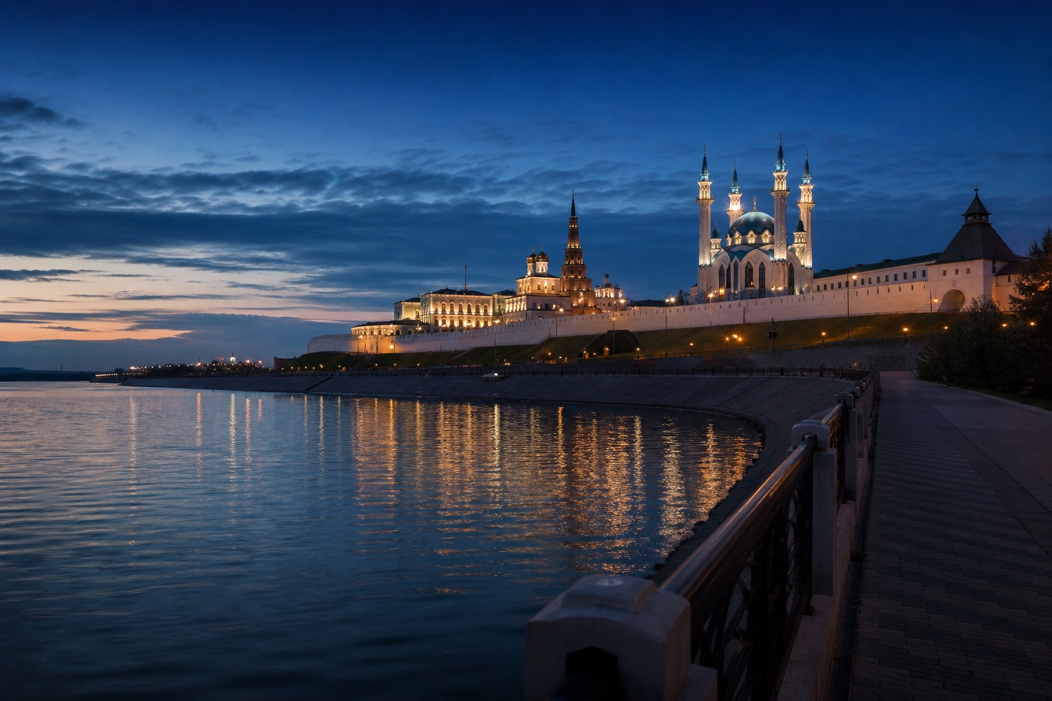 Вечерний Казанский кремль
