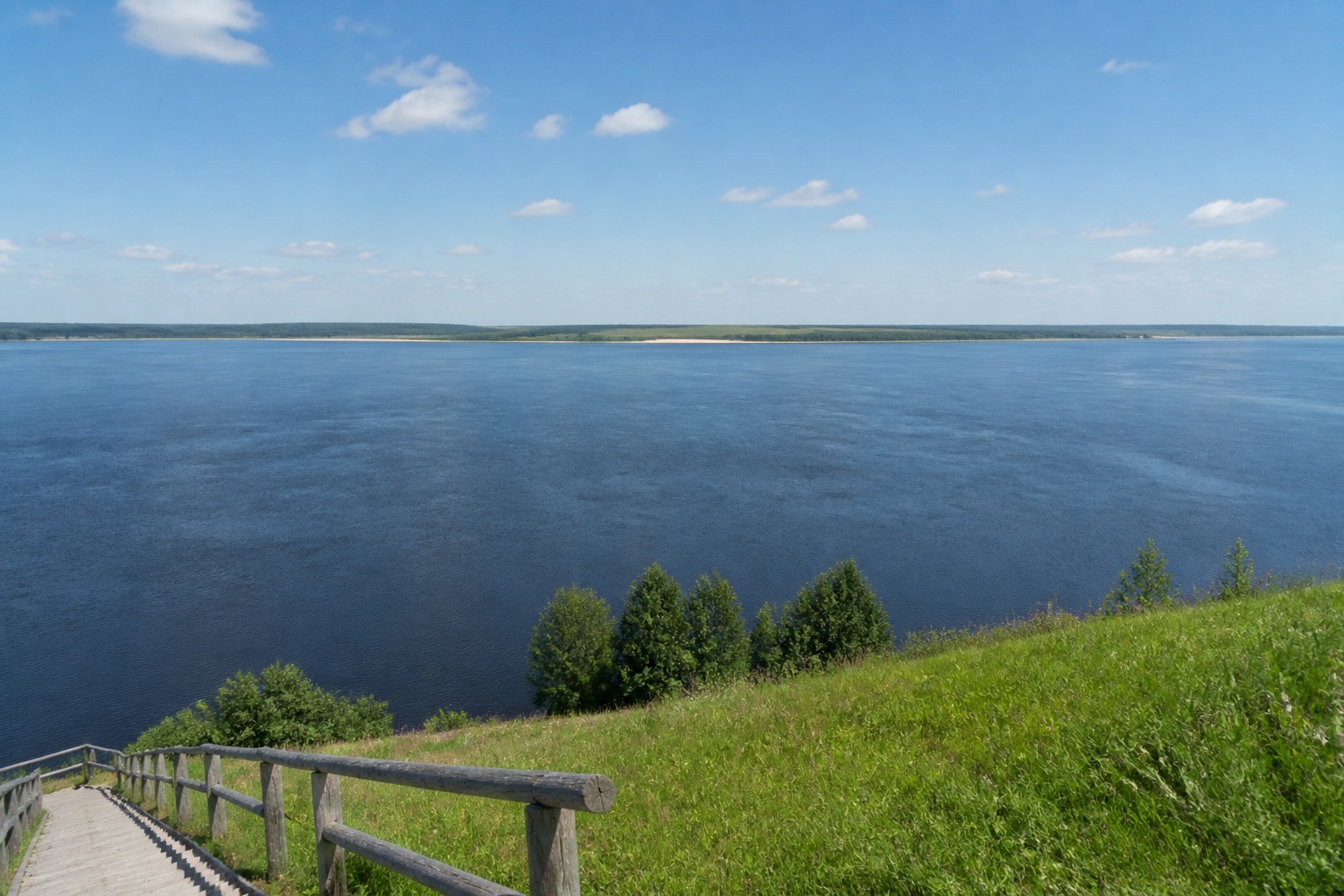Волга с берега у Болгара