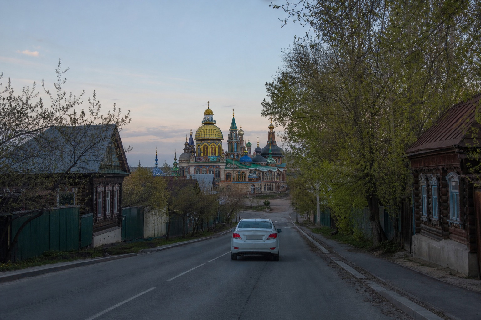 Дорога к Храму всех религий