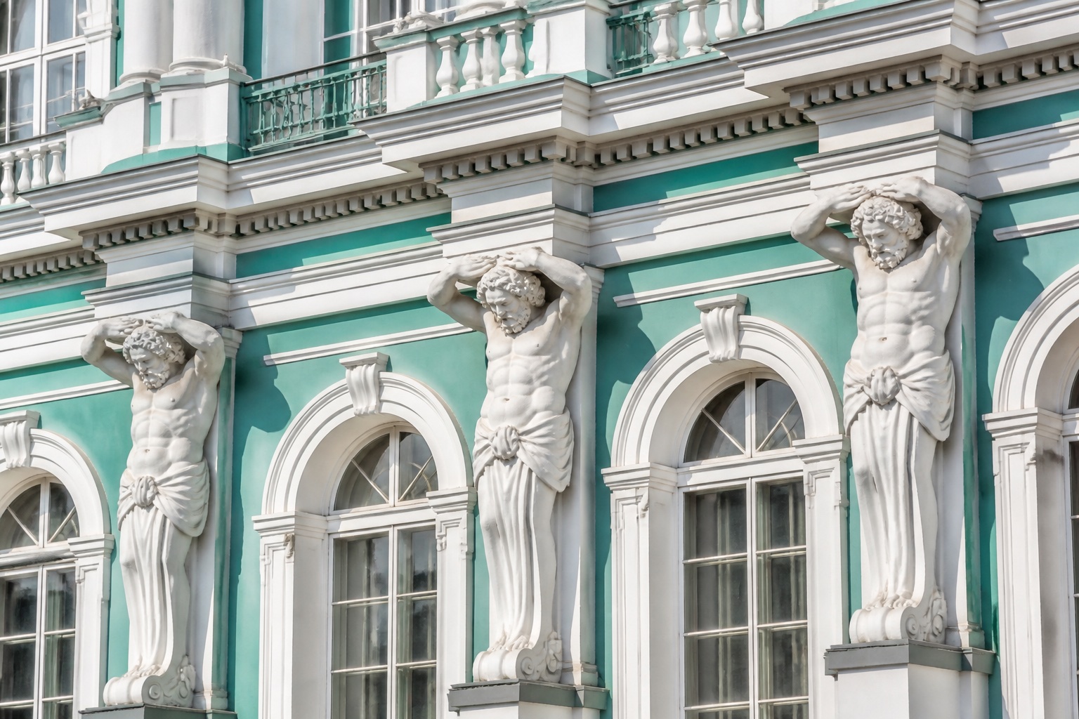 Фасад Кунсткамеры с атлантами
