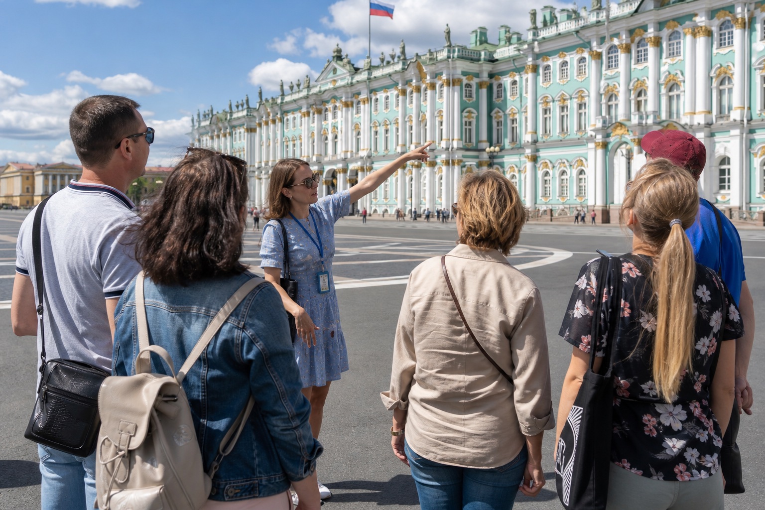 Пешеходная экскурсия в Петербурге