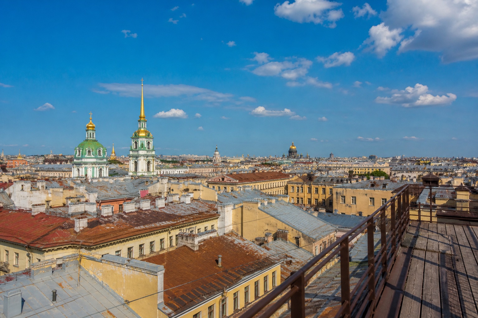 Крыши и купола Петербурга