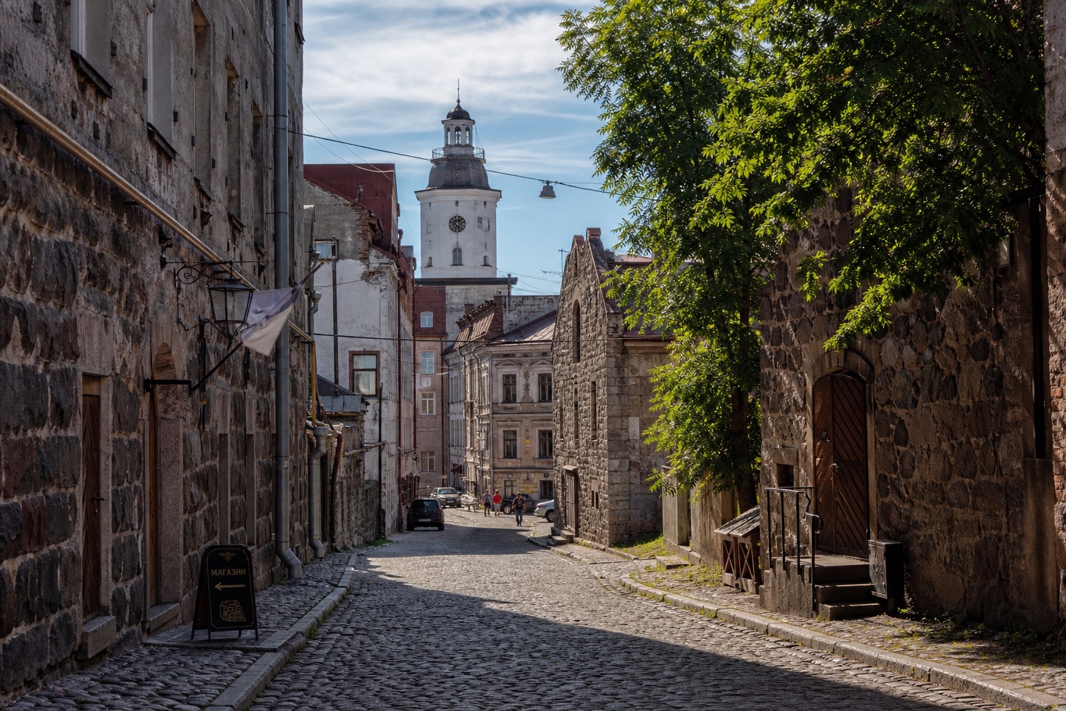 Крепостная улица старого города